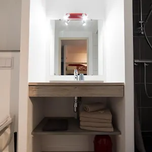 Pensión La Maisonnée, Sazos