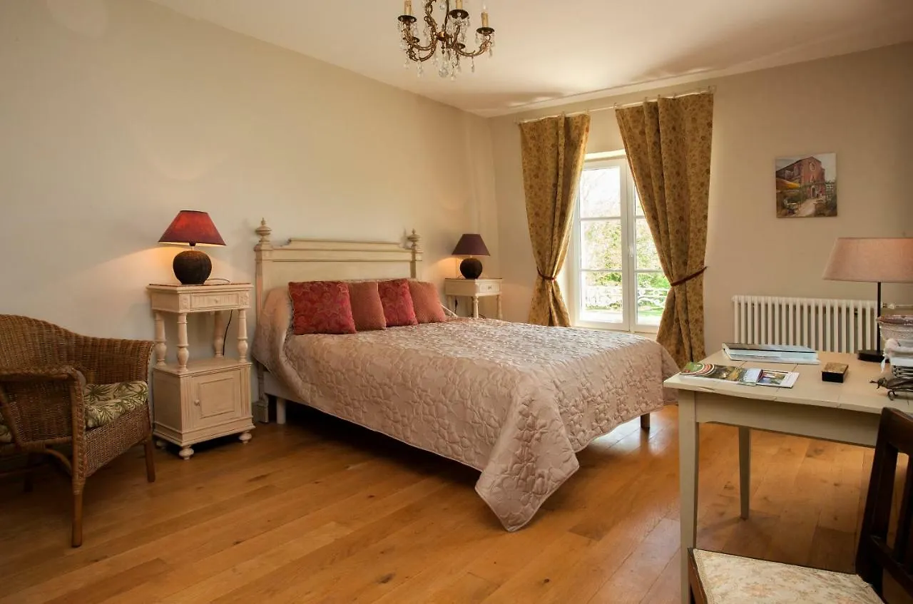 Maison D'Hotes De Charme Les Bruhasses Condom Francia